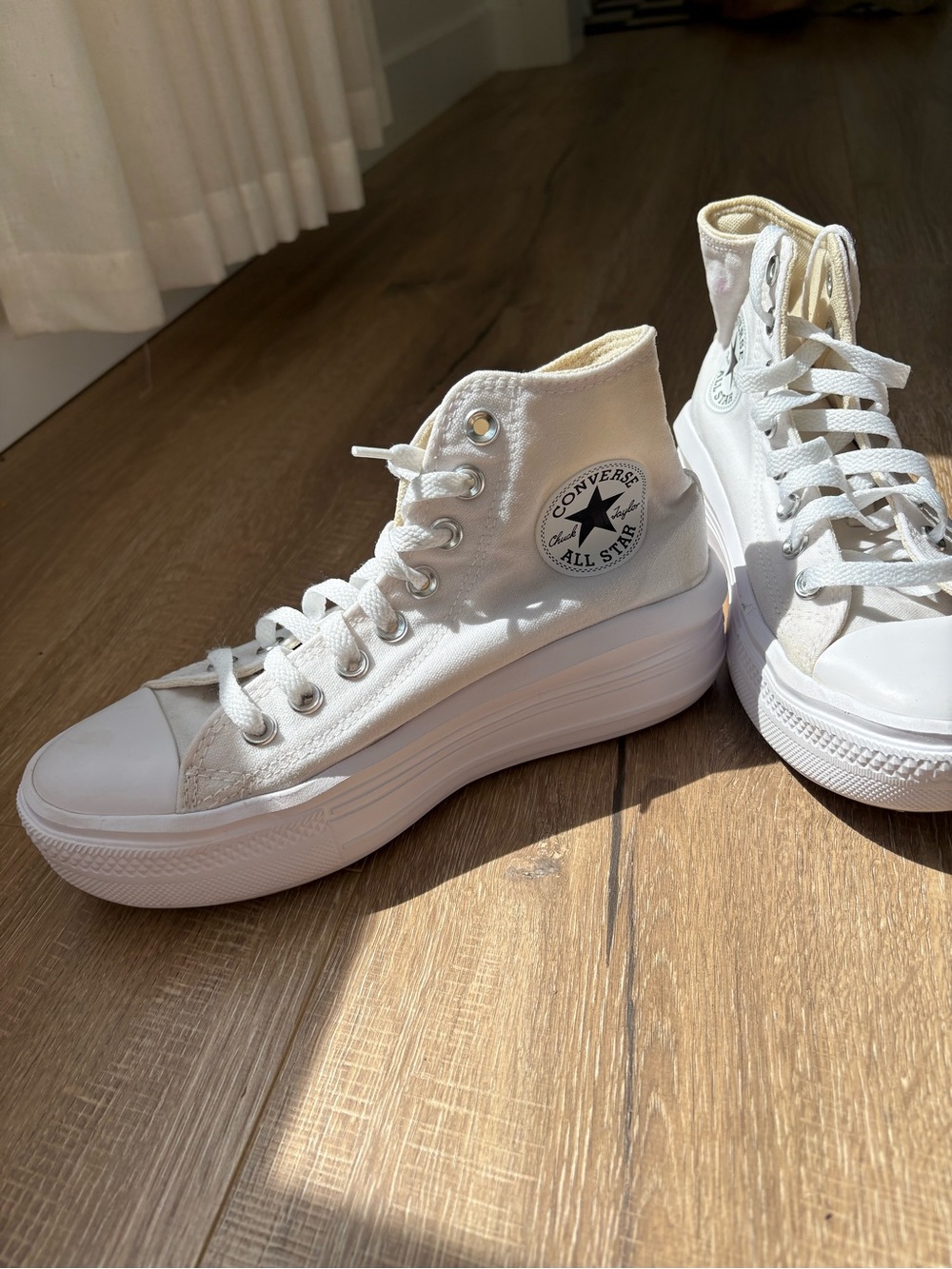 Platform converse